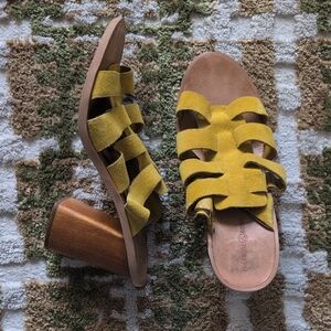 Treasure & Bond Mustard Yellow Wooden Heeled Sandals Size 9.5
